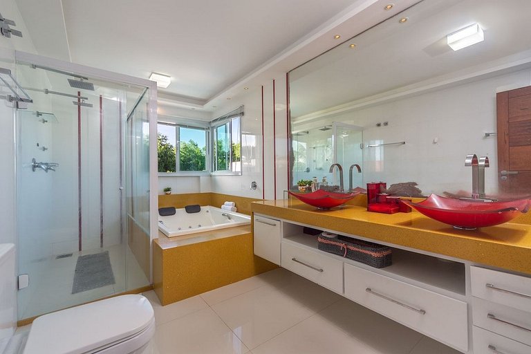 Casa Fênix alto padrão para famílias