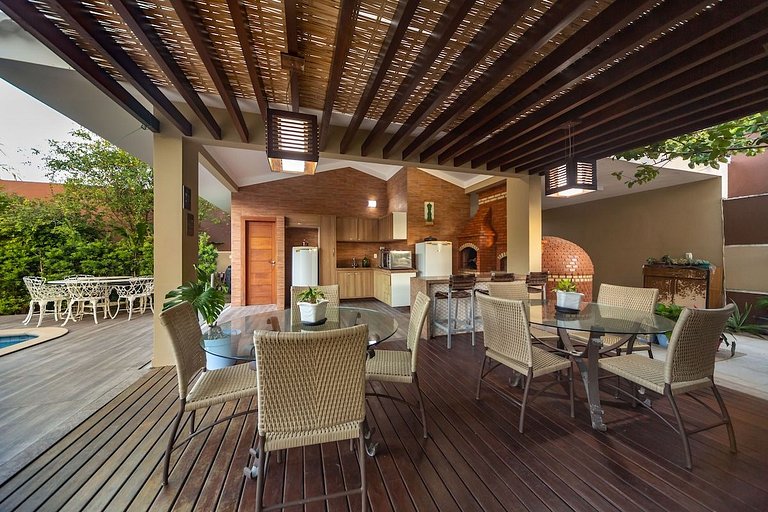 Casa Fênix alto padrão para famílias