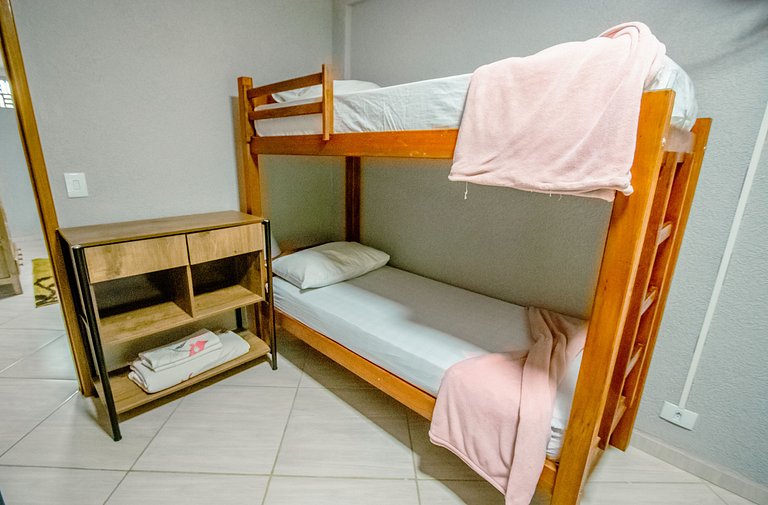 Casa 5 quartos, varanda com vista para piscina