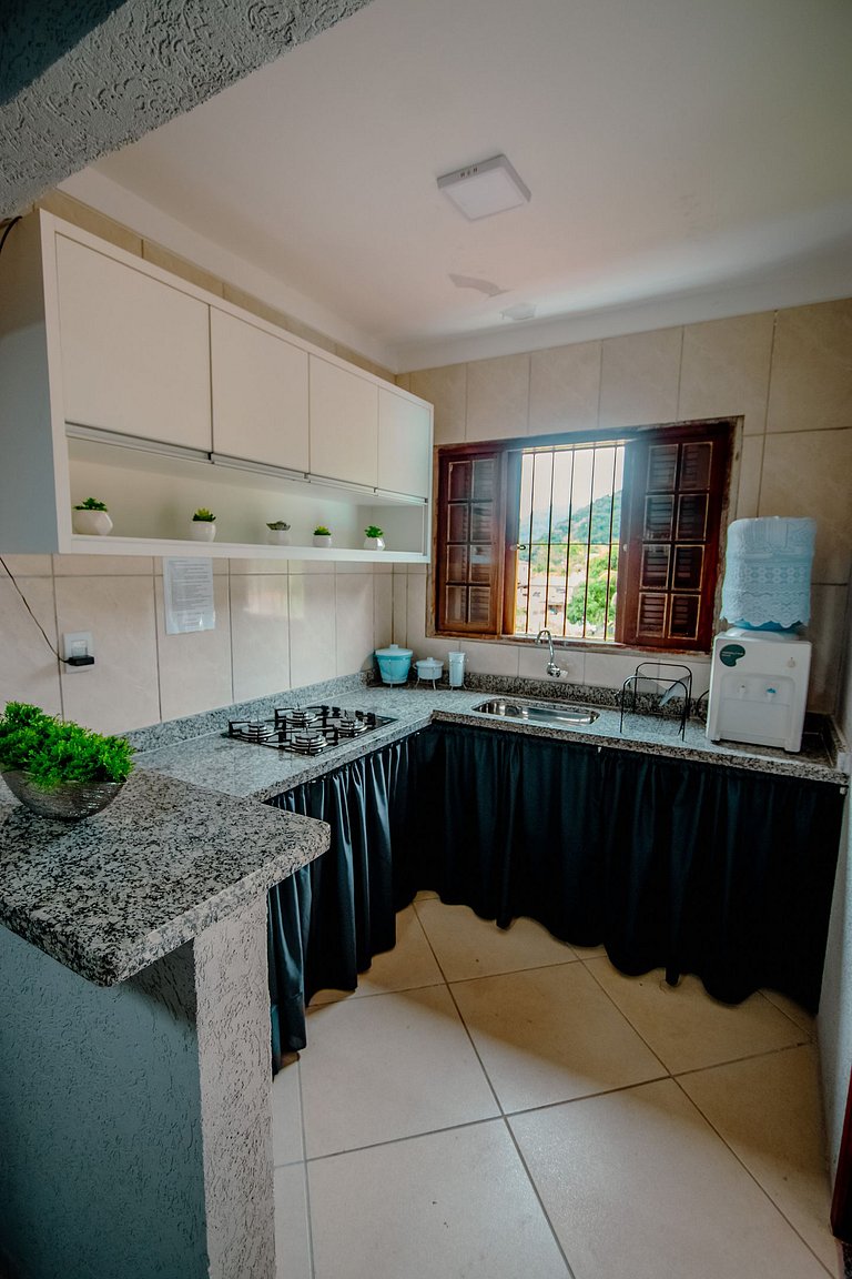 Casa 5 quartos, varanda com vista para piscina