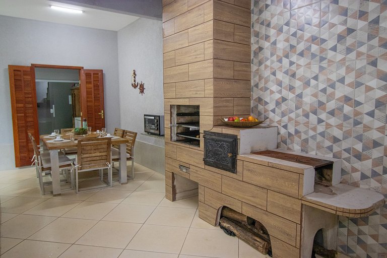 Casa 5 quartos, varanda com vista para piscina
