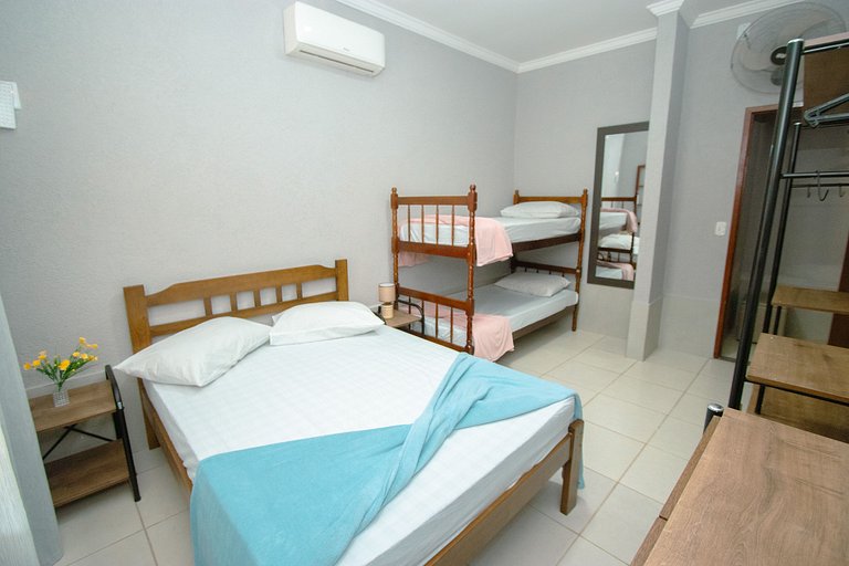 Casa 5 quartos, varanda com vista para piscina