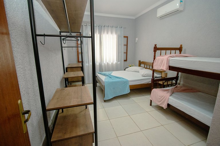 Casa 5 quartos, varanda com vista para piscina
