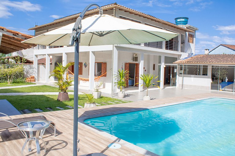 Casa 5 quartos, varanda com vista para piscina