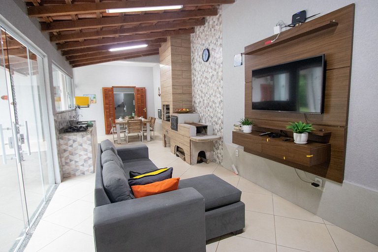 Casa 5 quartos, varanda com vista para piscina