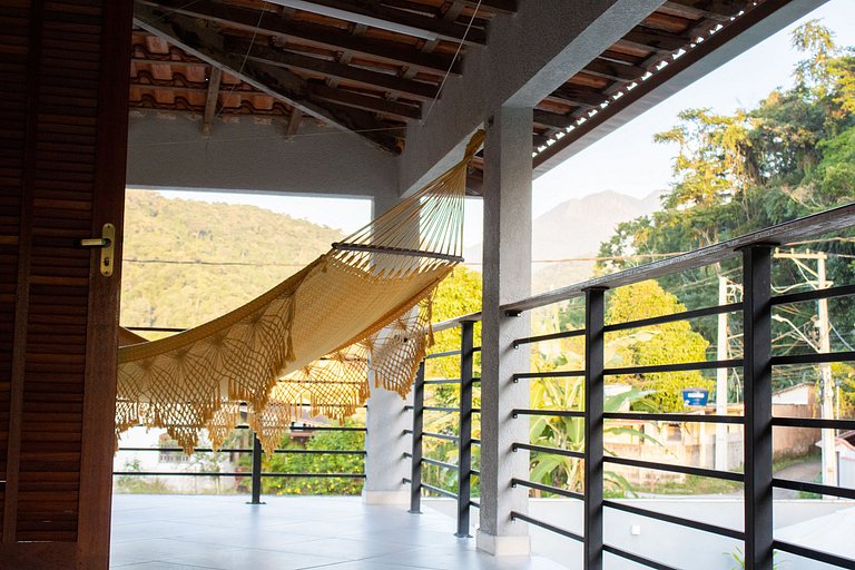 Casa 5 quartos, varanda com vista para piscina