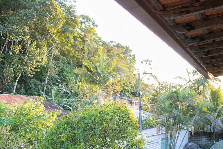 Casa 5 quartos, varanda com vista para piscina