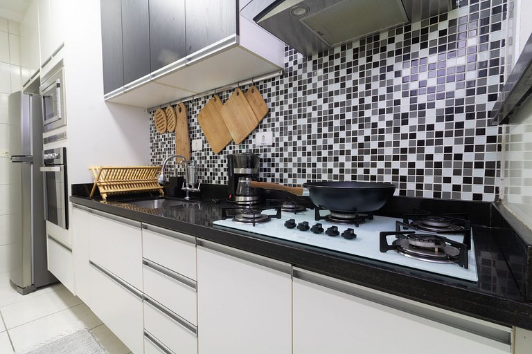 Varanda Gourmet/Pet Friendly/250m da praia/Vaga
