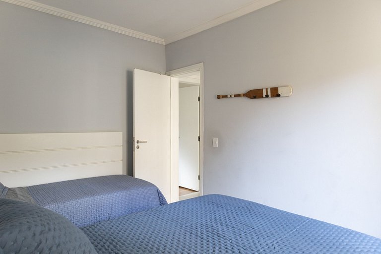 Flat 50m da praia Maresias Cond com lazer completo