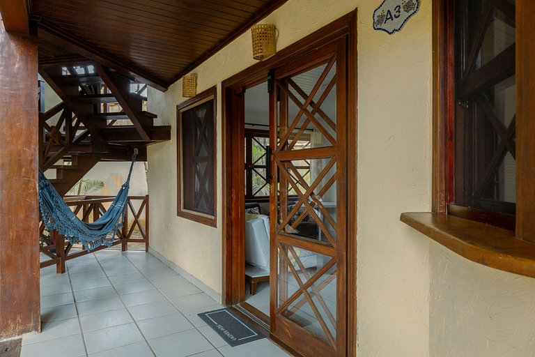 Flat 50m da praia Maresias Cond com lazer completo