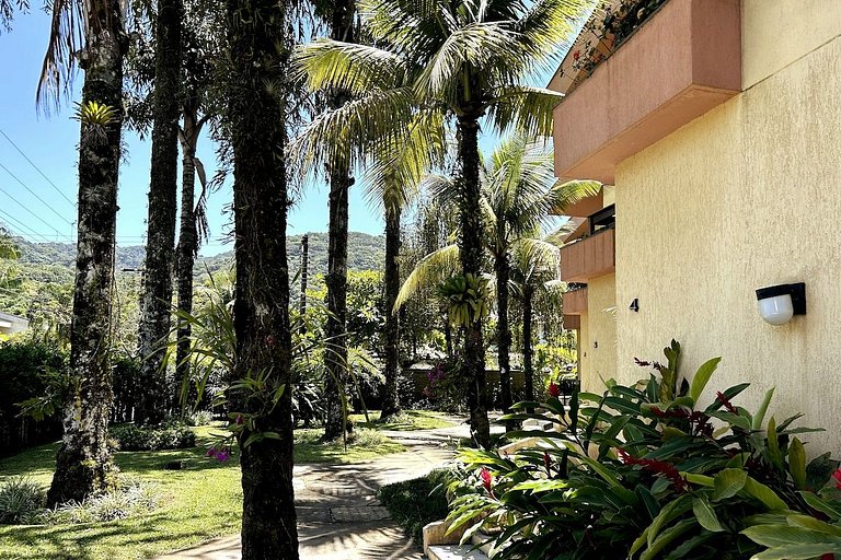 Juquey Gourmet com piscina a 250m da Praia