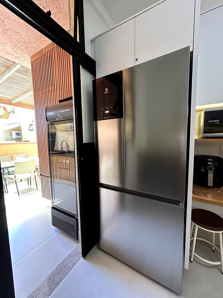 Juquey Gourmet com piscina a 250m da Praia