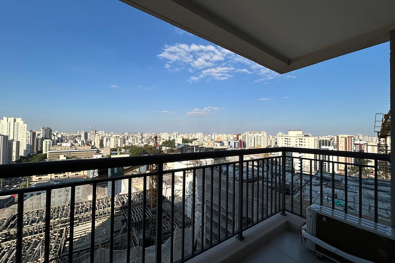 Apto novo, próx metrô V. Mariana e Ibirapuera