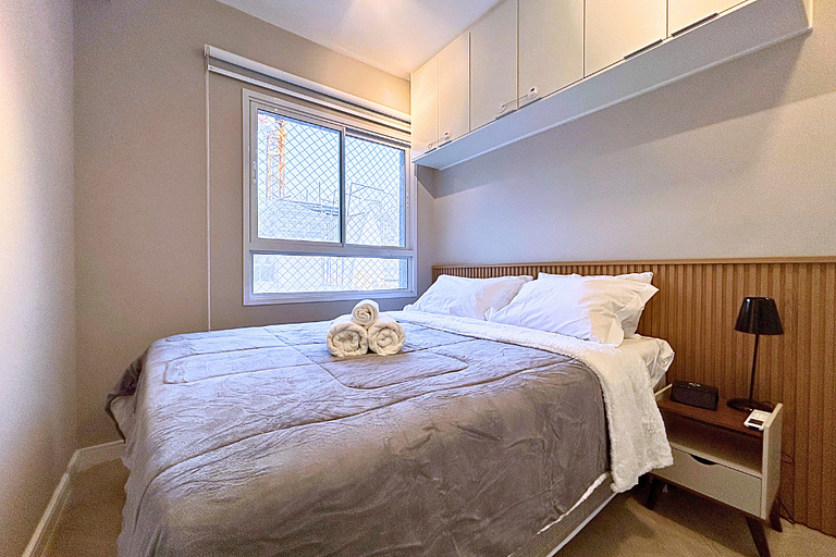 Modern 1-Bedroom Condo Close to Ibirapuera Park