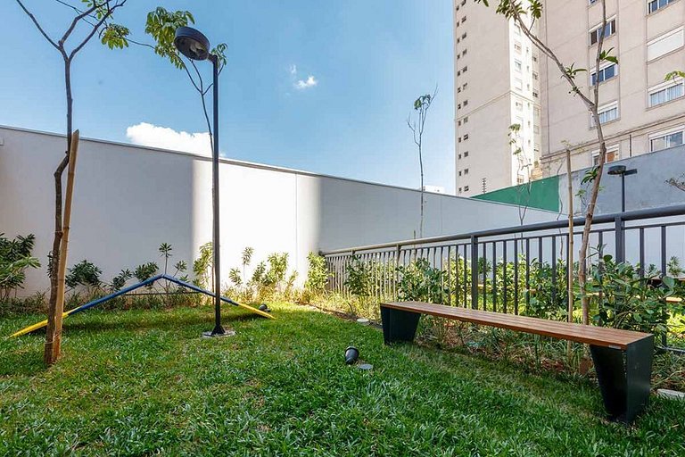 Apartamento NR com varanda, recém-reformado e pronto para ge