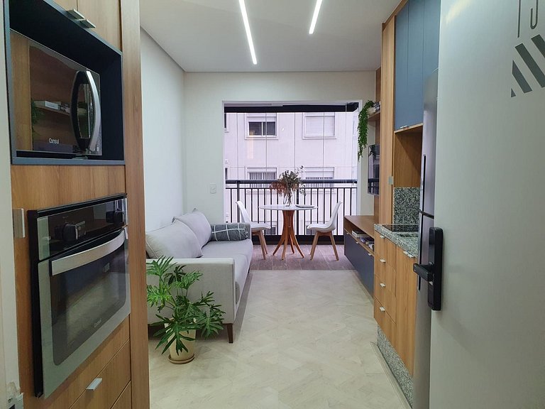 Apto com Vista Recém Reformado Prox. ao Ibirapuera