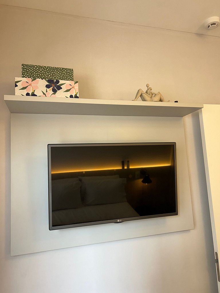 Modern 1-Bedroom Condo Close to Ibirapuera Park