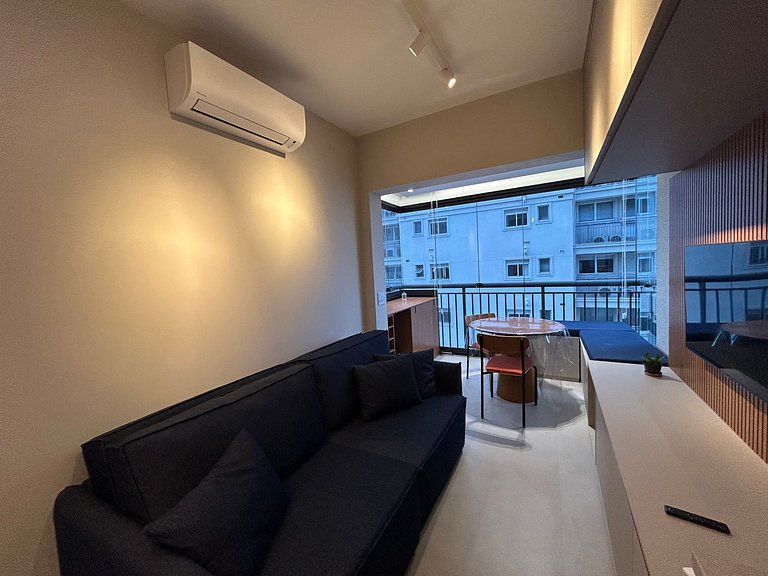 Modern 1-Bedroom Condo Close to Ibirapuera Park