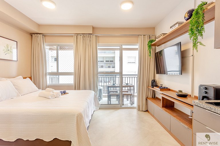 Modern 1-Bedroom Condo Close to Ibirapuera Park
