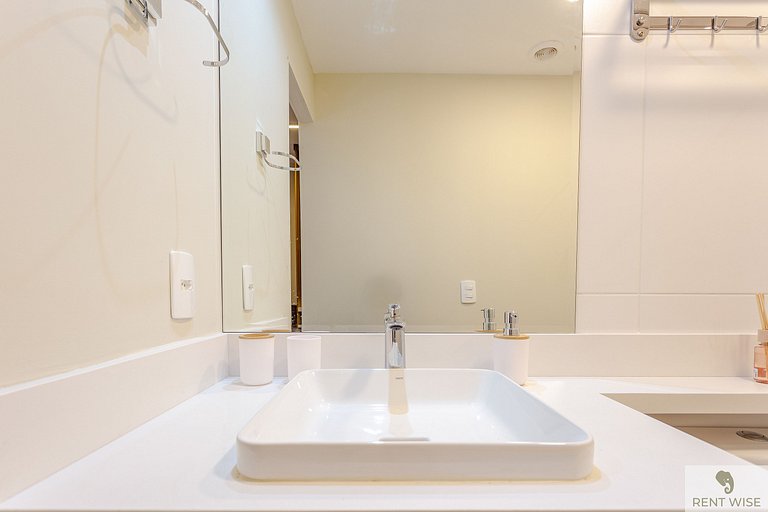 Modern 1-Bedroom Condo Close to Ibirapuera Park