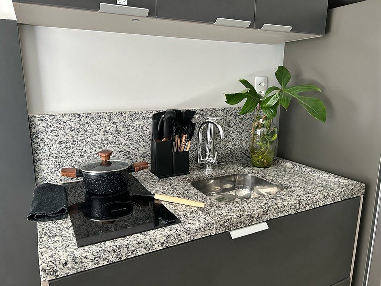 Modern 1-Bedroom Condo Close to Ibirapuera Park