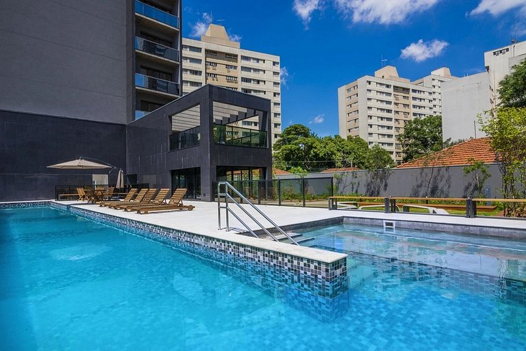 Estúdio c A/C. vaga e piscina na Vila Olimpia