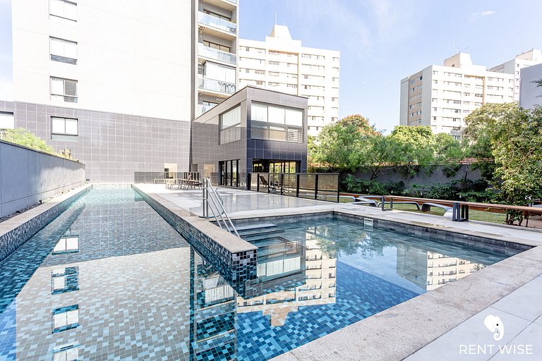 Estúdio c A/C. vaga e piscina na Vila Olimpia