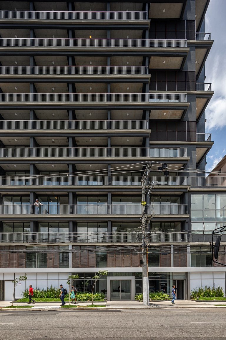 Conforto, ótima localização e A/C - Metrô Ana Rosa