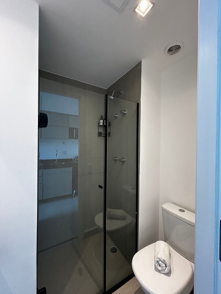 Ap novo, super localizado, A/C Metrô Ana Rosa