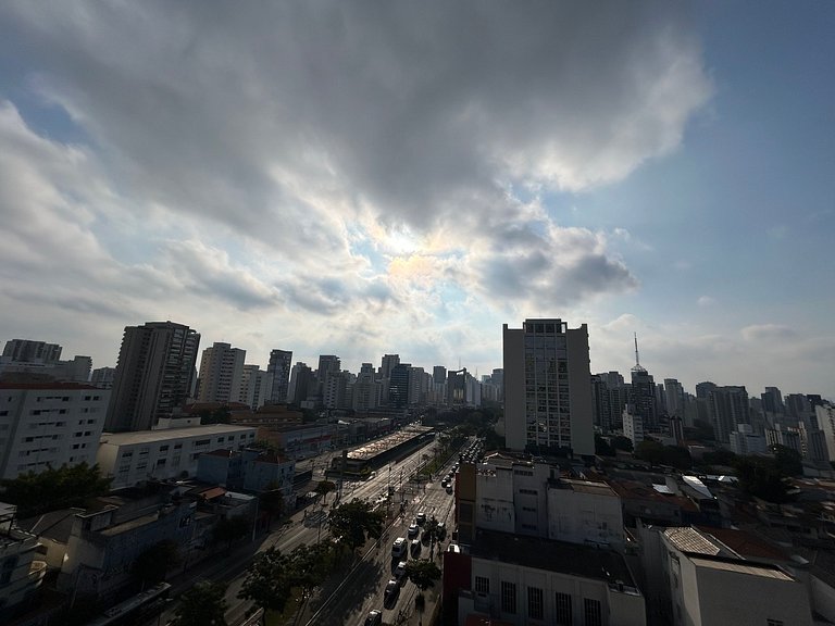 Ap novo, excelente localização, A/C Metrô Ana Rosa
