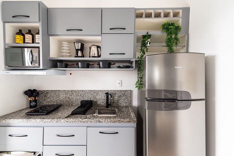 2 Dorm, varanda c/ vista e vaga - Vila Mariana