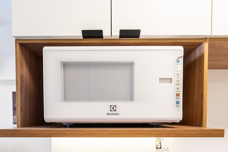Ap novo em prédio sofisticado, A/C, Metrô Ana Rosa
