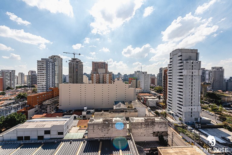 Conforto, ótima localização e A/C - Metrô Ana Rosa