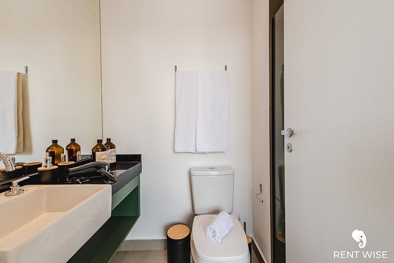 Conforto, ótima localização e A/C - Metrô Ana Rosa