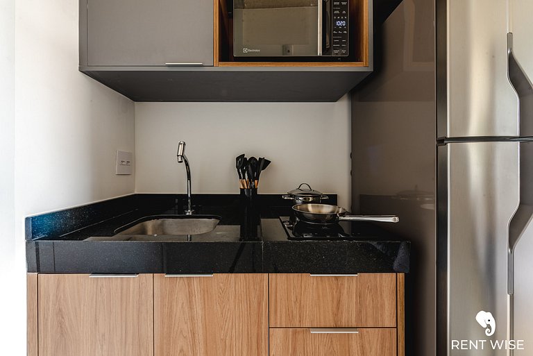 Lindo Studio Bem Localizado e Prox do Metrô