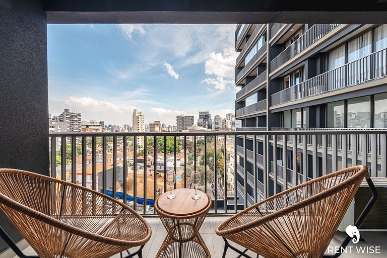 Lindo Studio Bem Localizado e Prox do Metrô