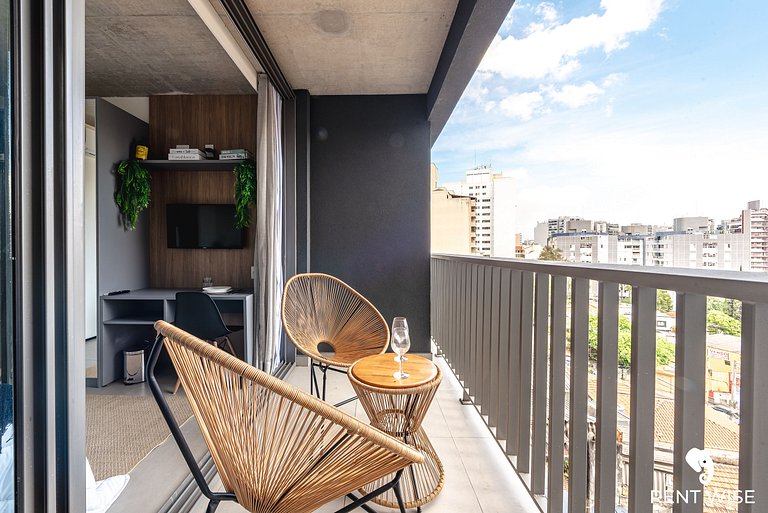 Lindo Studio Bem Localizado e Prox do Metrô