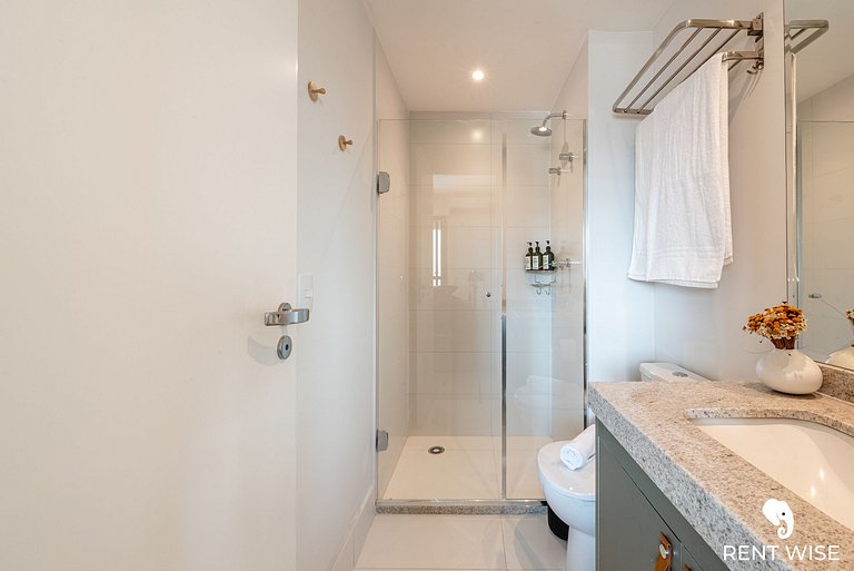 Brand New Studio Excellent Location
