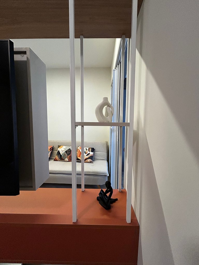 Studio novo, completo e decorado Próx. ao Metrô