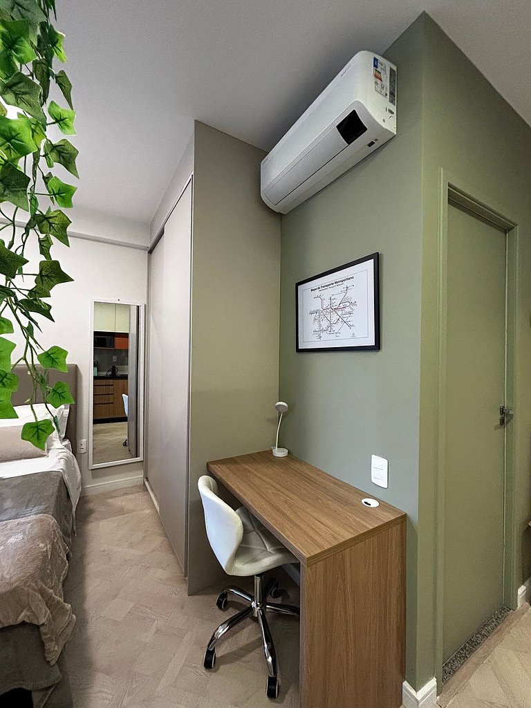 Studio novo, completo e decorado Próx. ao Metrô