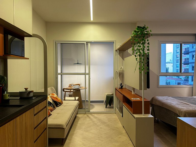 Studio novo, completo e decorado Próx. ao Metrô