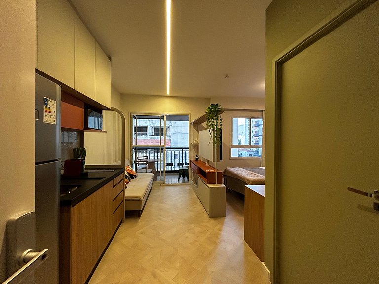 Studio novo, completo e decorado Próx. ao Metrô