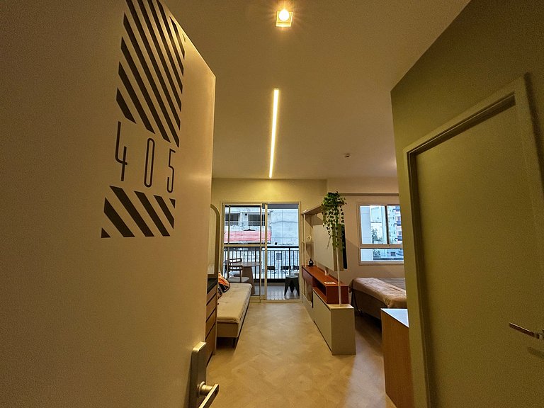 Studio novo, completo e decorado Próx. ao Metrô
