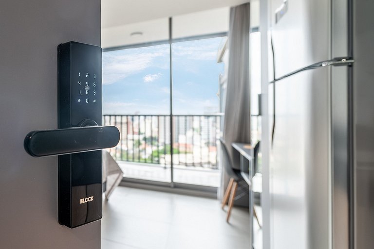 Lindo Studio Bem Localizado e Prox do Metrô