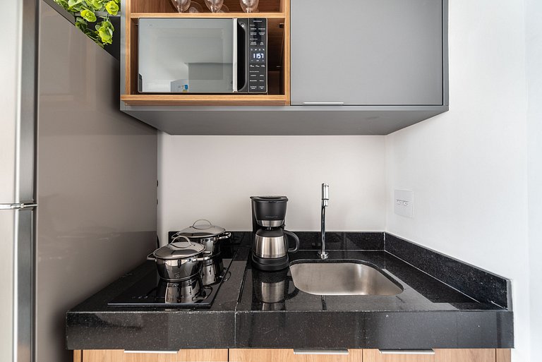 Lindo Studio Bem Localizado e Prox do Metrô