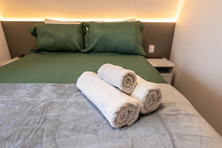 Lindo Estúdio com A/C, Excelente localização