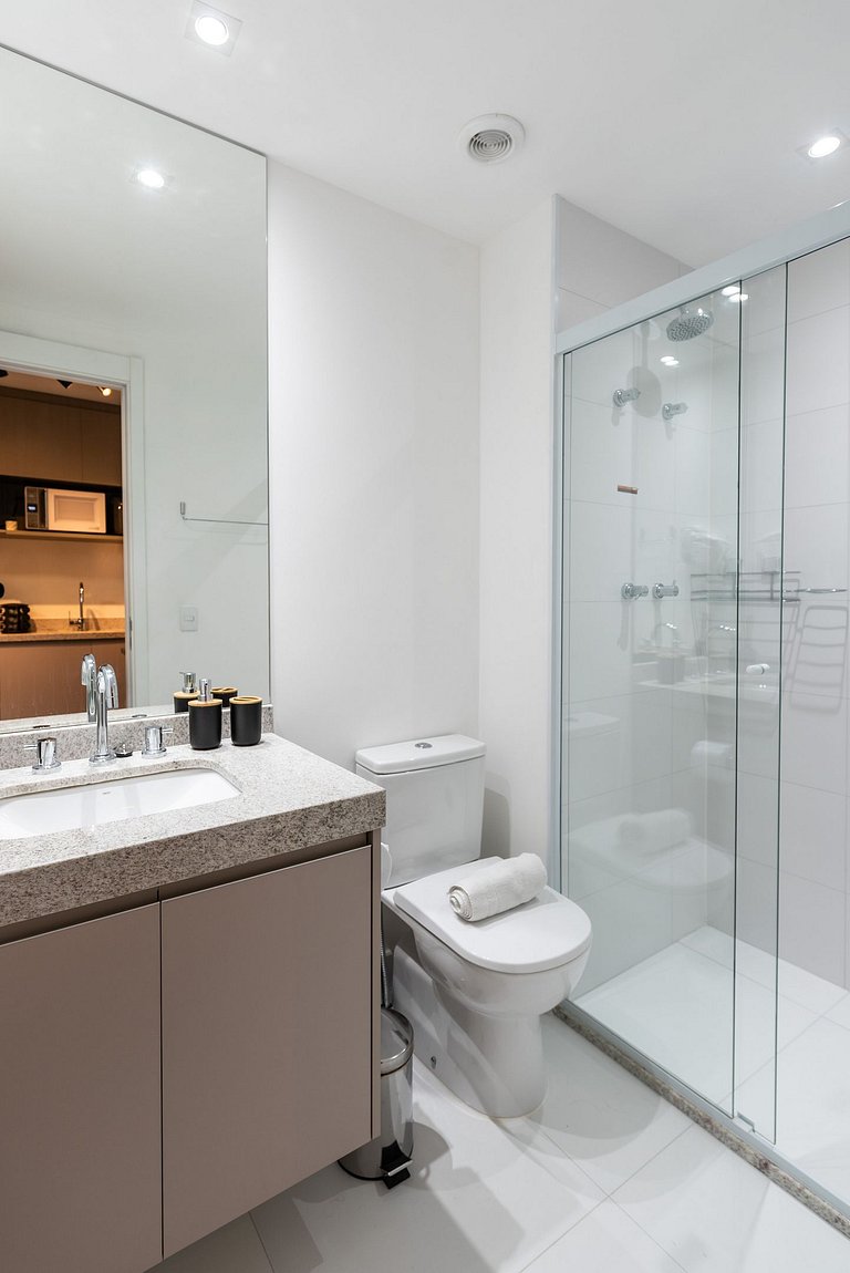 Lindo Estúdio com A/C, Excelente localização