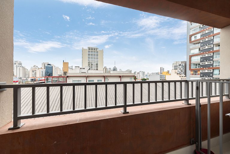 Lindo Estúdio com A/C, Excelente localização