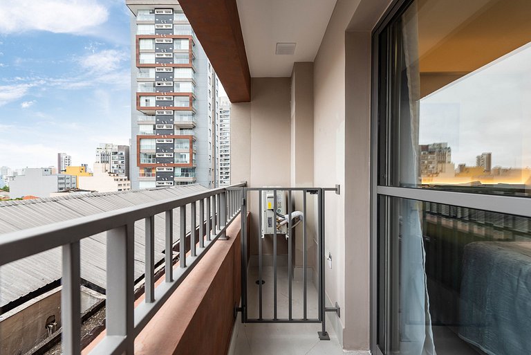 Lindo Estúdio com A/C, Excelente localização