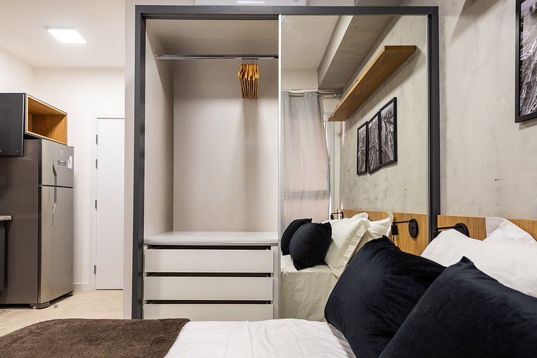 Modern 1-Bedroom Condo Close to Ibirapuera Park